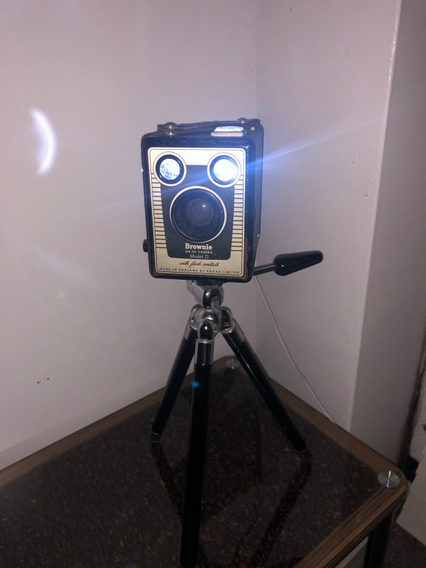 Vintage Kodak Brownie Camera Lamp - Image 6
