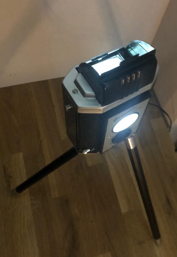 Vintage Brownie Camera LED  Lamp - Image 9