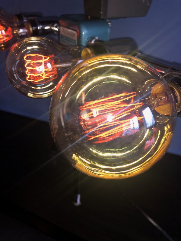 Vintage Mobilite Movie Camera Light Bar - Image 2
